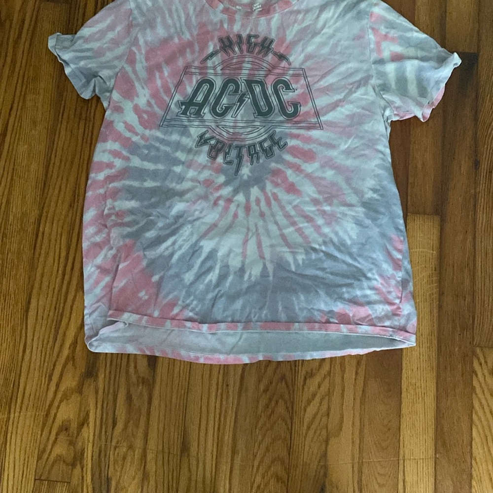 Maurices Pink and Gray Short Sleeve Tees